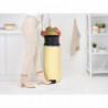 Кош за смет с педал Brabantia NewIcon 30L, Mellow Yellow