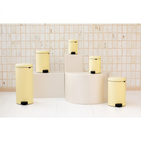 Кош за смет с педал Brabantia NewIcon 30L, Mellow Yellow