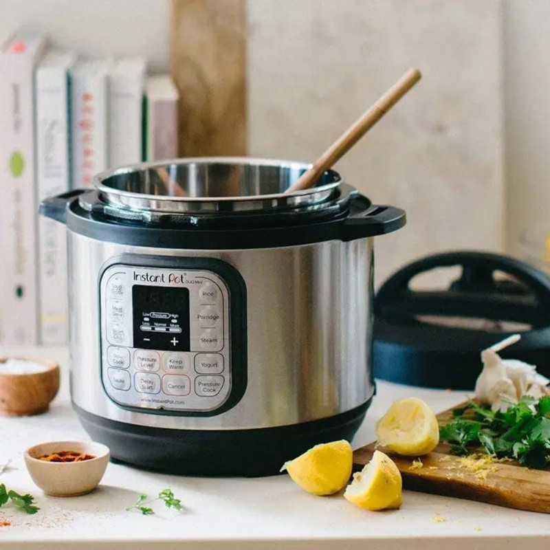 Instant Pot Duo Pressure Cooker 80113006101, 1200W, 7.6 l, 13 προγράμματα, Για 8-12 μερίδες, Λειτουργία "Set and forget", Ασημί